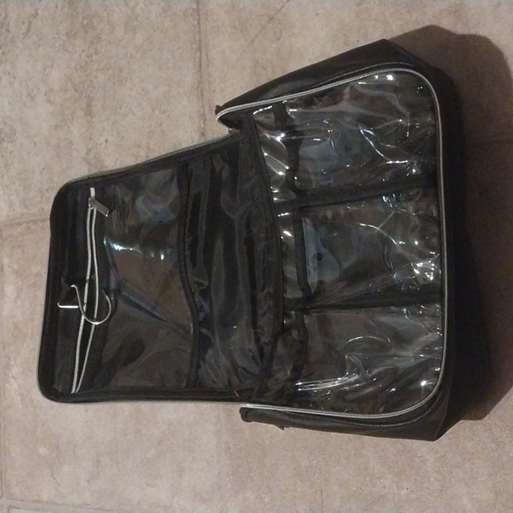 Isaac Mizrahi New York Black Cosmetic Train Case - Picture 3 of 8